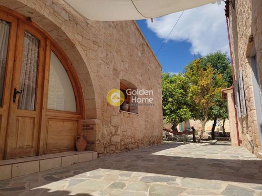 Casa adosada en Egina, Nomós Piraiós