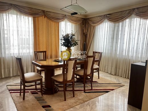 Voúla, Nomarchía Anatolikís Attikísのアパートメント