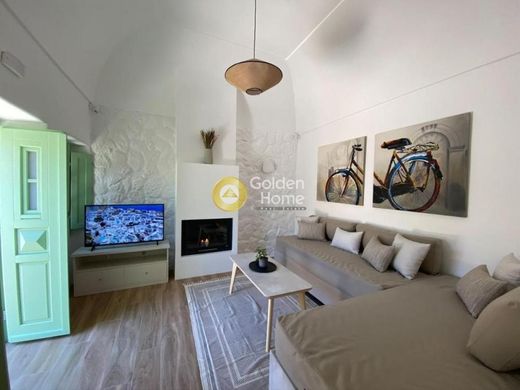 Villa Plurifamiliare a Santorini, Cicladi