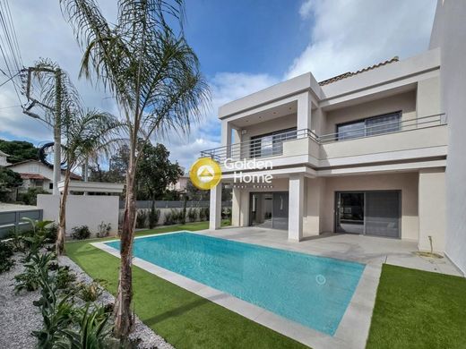 Luxe woning in Vári, Nomarchía Anatolikís Attikís