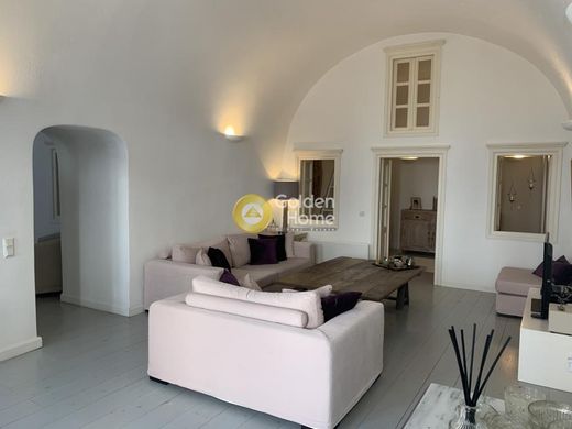 Santorini, キクラデス諸島
の高級住宅