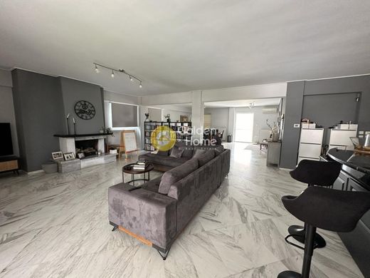 ﺷﻘﺔ ﻓﻲ Glyfáda, Nomarchía Athínas