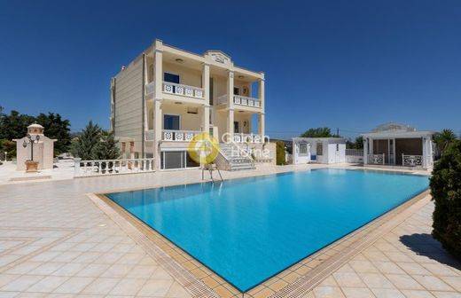 Πολυτελή κατοικία σε Καλύβια Θορικού, Nomarchía Anatolikís Attikís