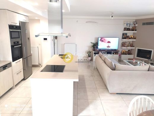 Piso / Apartamento en Palaió Fáliro, Nomarchía Athínas