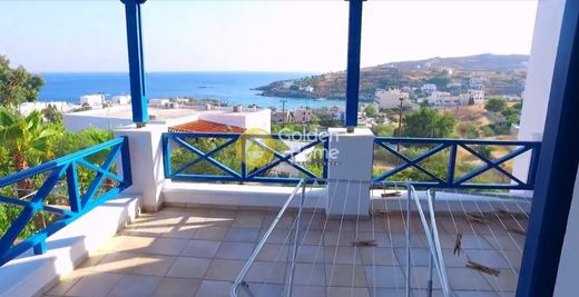 Πολυτελή κατοικία σε Άνω Σύρος, Nomós Kykládon