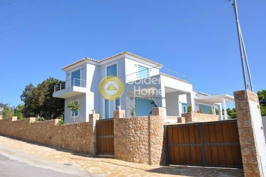 Casa di lusso a Kranídi, Nomós Argolídos