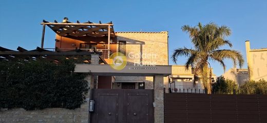 Kalývia Thorikoú, Nomarchía Anatolikís Attikísのアパートメント