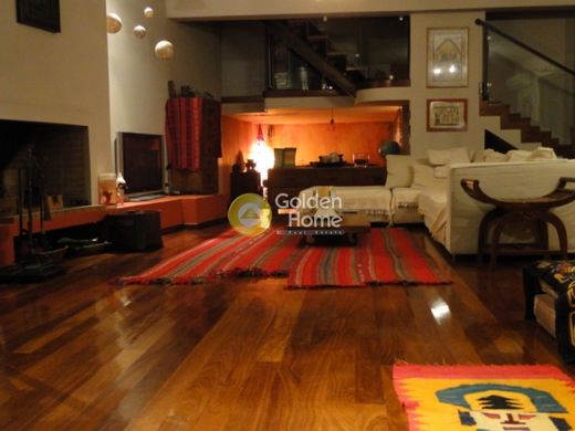 Casa de lujo en Khalándrion, Nomarchía Athínas