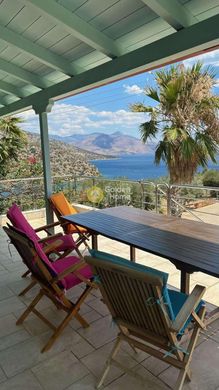 Casa en Antikyra, Nomós Voiotías