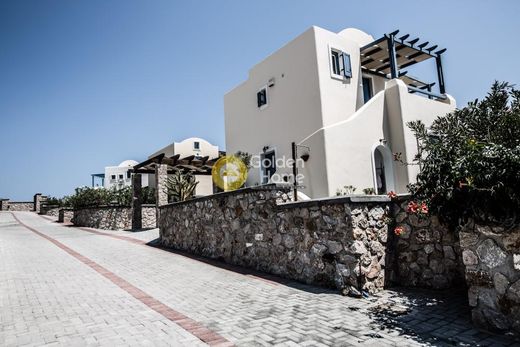 Santorini, キクラデス諸島
の高級住宅