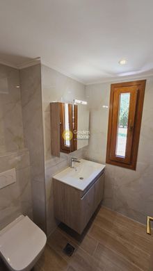 Casa de lujo en Aráchova, Nomós Voiotías