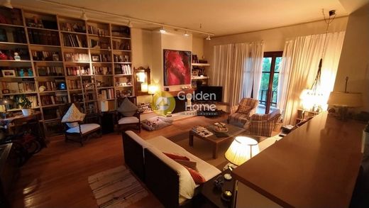 Semidetached House in Kifisiá, Nomarchía Athínas