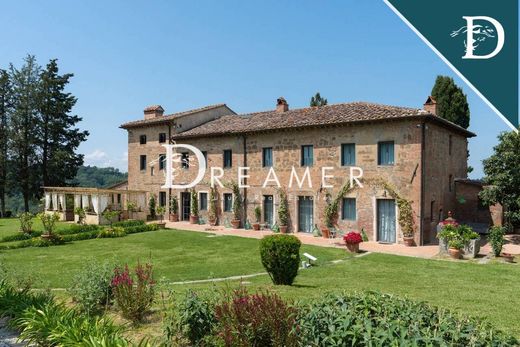 Villa in Palaia, Province of Pisa