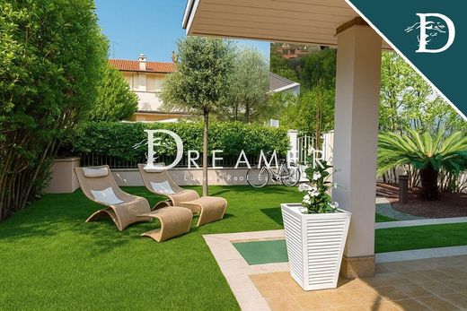 Villa in Forte dei Marmi, Provincia di Lucca