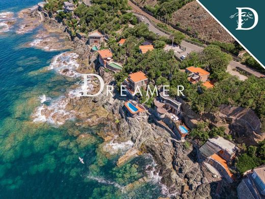 Villa a Livorno, Toscana