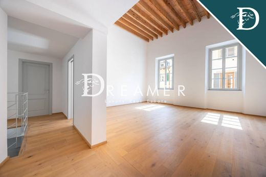 Apartment in Florence, Tuscany