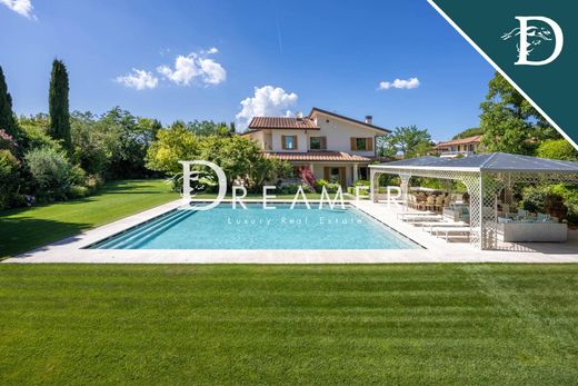 Villa in Ponsacco, Pisa
