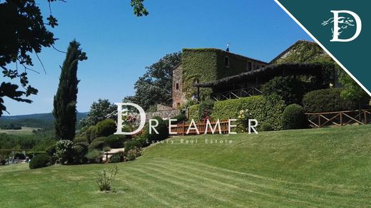 ﻣﻨﺰﻝ ﺭﻳﻔﻲ/ ﺑﻴﺖ ﻤﺰﺭﻋﺔ ﻓﻲ Chiusdino, Provincia di Siena