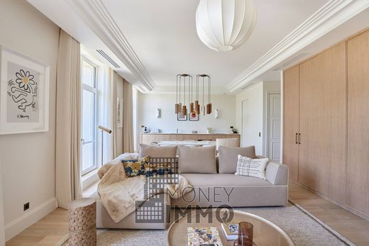 Apartament w Tour Eiffel, Invalides – Ecole Militaire, Saint-Thomas d’Aquin, Paris