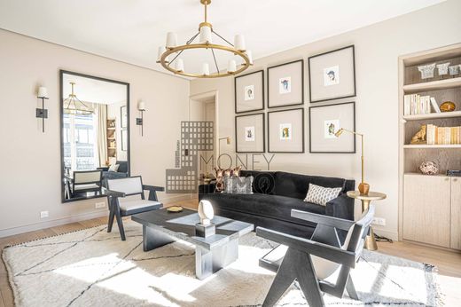 Appartamento a Champs-Elysées, Madeleine, Triangle d’or, Parigi