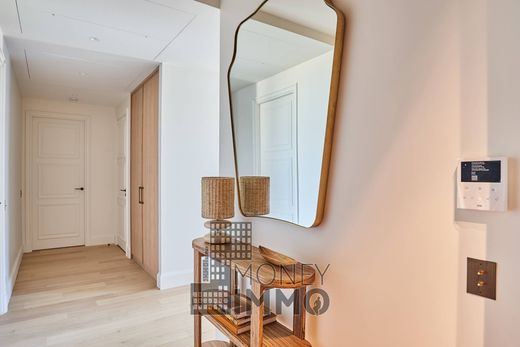 Apartment in Tour Eiffel, Invalides – Ecole Militaire, Saint-Thomas d’Aquin, Paris
