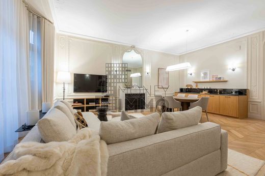 Apartament w Tour Eiffel, Invalides – Ecole Militaire, Saint-Thomas d’Aquin, Paris