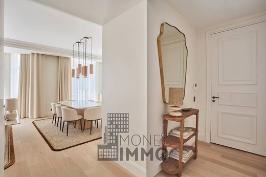 Apartament w Tour Eiffel, Invalides – Ecole Militaire, Saint-Thomas d’Aquin, Paris