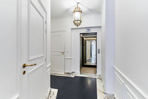 Appartamento a Champs-Elysées, Madeleine, Triangle d’or, Parigi