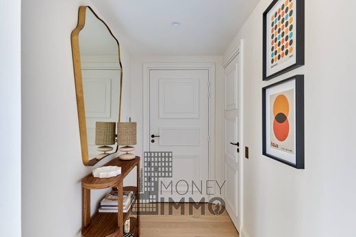 Apartament w Tour Eiffel, Invalides – Ecole Militaire, Saint-Thomas d’Aquin, Paris