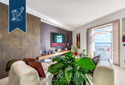 Διαμέρισμα σε Pozzuoli, Napoli