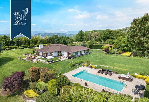 Villa in Montano Lucino, Provincia di Como
