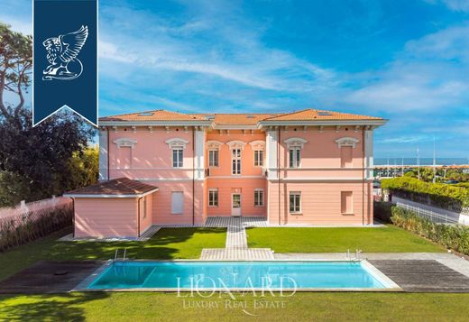 Villa à Forte dei Marmi, Lucques