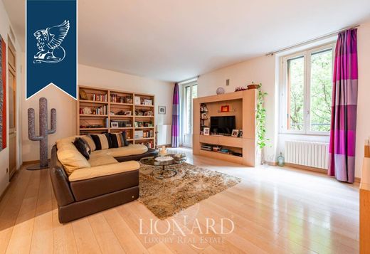 ミラノ, Città metropolitana di Milanoのアパートメント