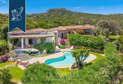 Arzachena, Provincia di Sassariのヴィラ