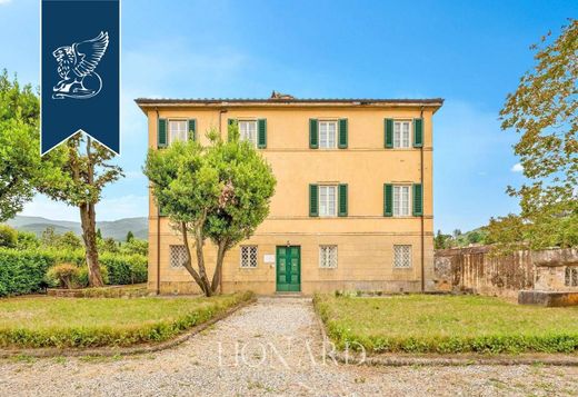 Albergo a Lucca, Toscana