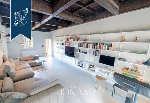 ﺷﻘﺔ ﻓﻲ بولونيا, Bologna