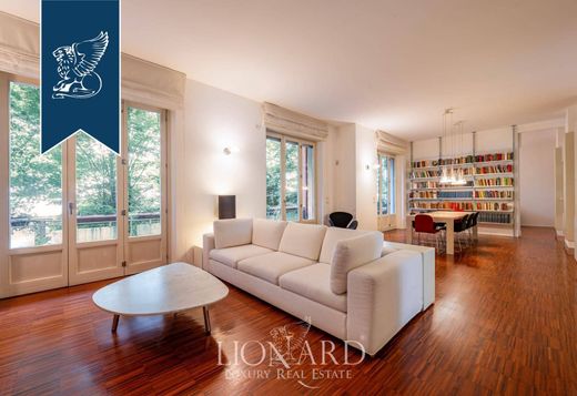 ミラノ, Città metropolitana di Milanoのアパートメント