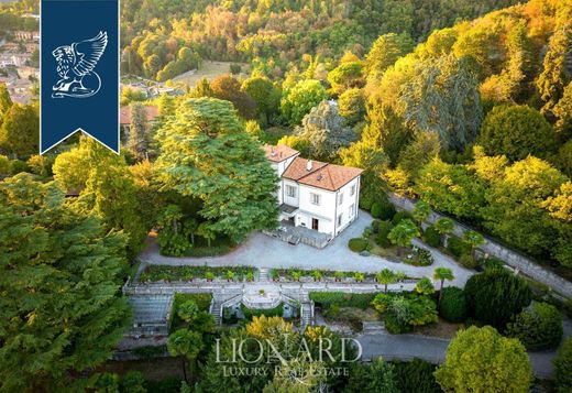 Villa in Longone al Segrino, Provincia di Como