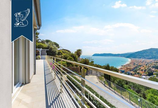 Villa a Alassio, Savona