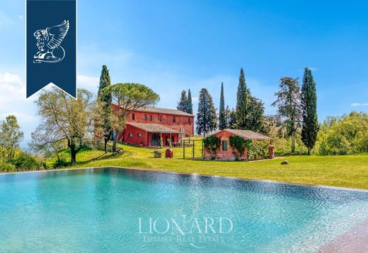 Villa Chianciano Terme, Siena ilçesinde