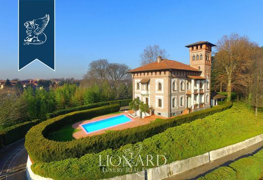 Villa in Cesano Maderno, Provincia di Monza e della Brianza