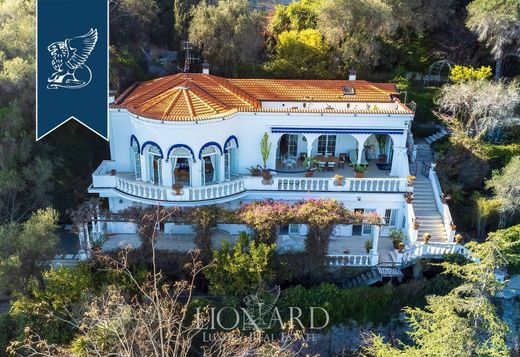 Villa Ventimiglia, Imperia ilçesinde