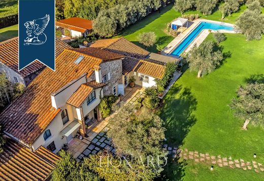 Villa in Pietrasanta, Provincia di Lucca