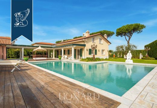 Villa - Pietrasanta, Provincia di Lucca