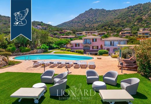 Villa in San Teodoro, Provincia di Sassari