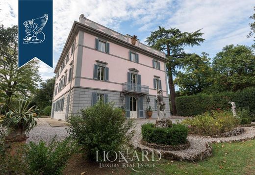 Villa en Montecarlo, Lucca