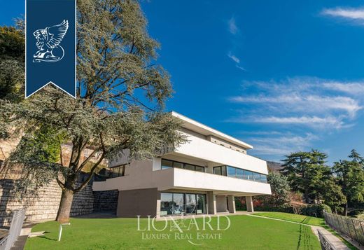 别墅  布雷西亚, 布雷西亚省