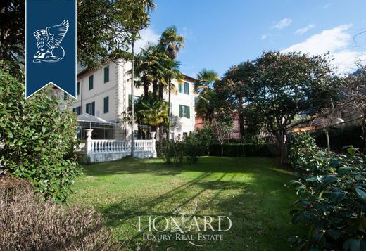 빌라 / Camaiore, Provincia di Lucca