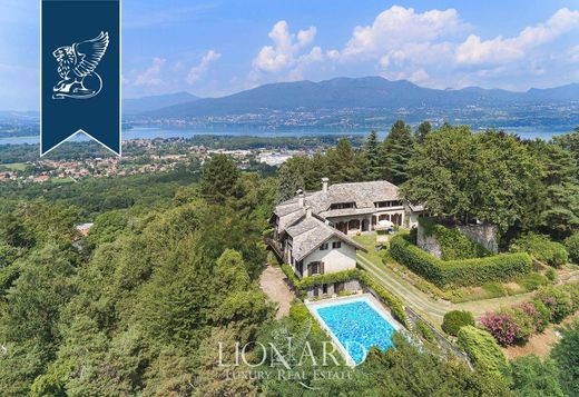 Villa in Bodio Lomnago, Provincia di Varese