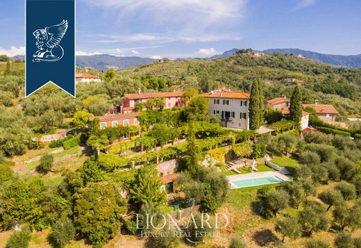Villa a Lucca, Toscana